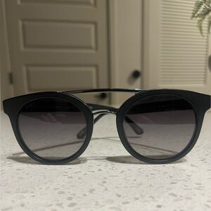 Diff Polarized Black Matte Frame Sunglasses